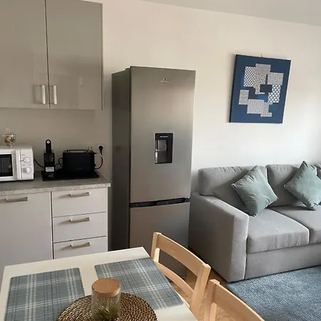 Apartment Cosy Proche Paris Cdg Parking Le Blanc-Mesnil