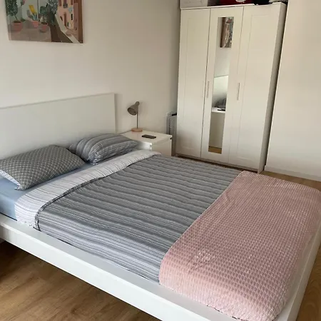Apartment Cosy Proche Paris Cdg Parking Le Blanc-Mesnil