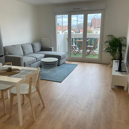 Cosy Proche Paris Cdg Parking Apartment