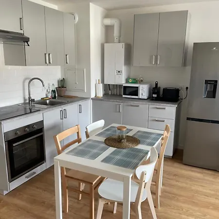 Cosy Proche Paris Cdg Parking Apartment Le Blanc-Mesnil
